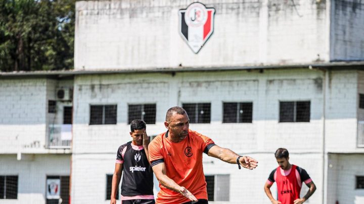 Fabinho será o responsável por comandar o JEC no Campeonato Catarinense (Foto: JEC, Divulgação)