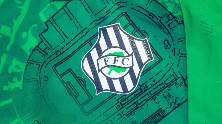 Figueirense apresenta 1º uniforme de 2024 (2)