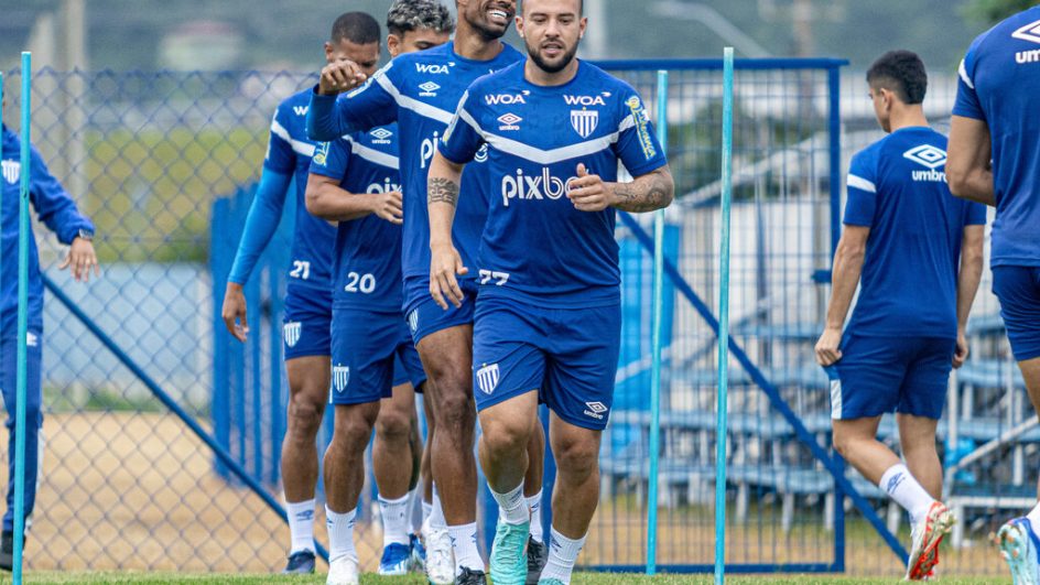 meia Giovanni, Avaí (Foto: Leandro Boeira, Avaí FC)