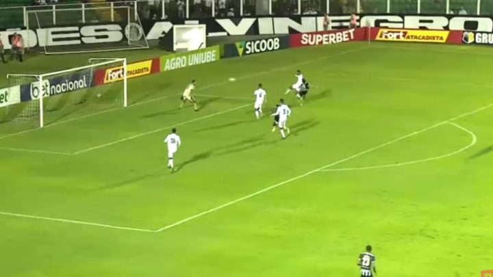 Guilherme Pato empata para o Figueirense com gol relâmpago (Foto: NSC TV, Reprodução)