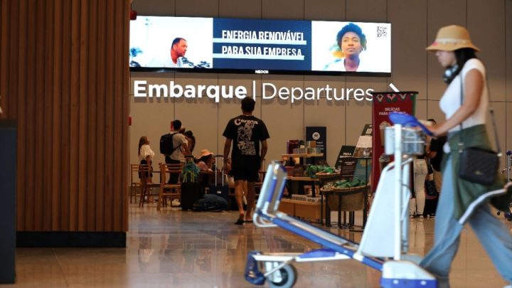 Movimentação de passageiros nos aeroportos de SC