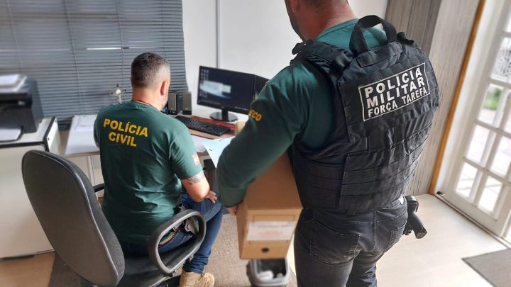 Operação mira suspeitos de corrupção em serviço de limpeza urbana em cidade de SC