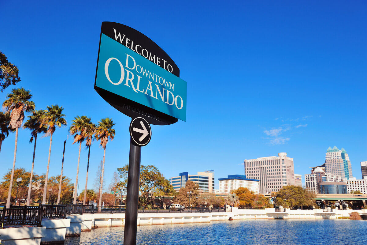 Orlando oferece novas atrações que irão surpreender os turistas em 2024 (Imagem: Songquan Deng | Shutterstock)