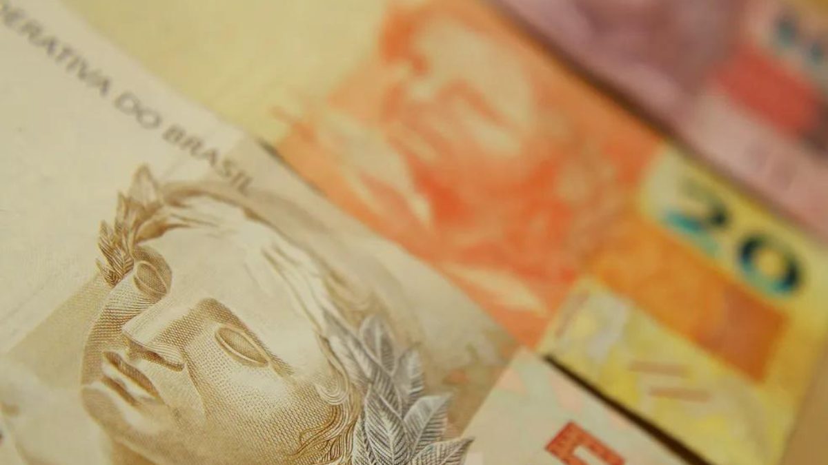 Receita Federal vai pagar R$ 39 milhões a 18 mil catarinenses; veja quem pode receber
