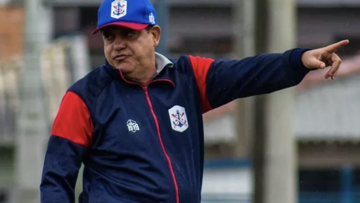 Técnico Waguinho Dias, do Marcílio Dias 100% no campeonato catarinense 2024 (Foto: Bruno Golembiewski, CNMD)