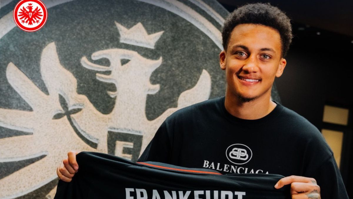Zagueiro Tuta: Eintracht Frankfurt (Foto:  Eintracht Frankfurt, Divulga&ccedil;&atilde;o)