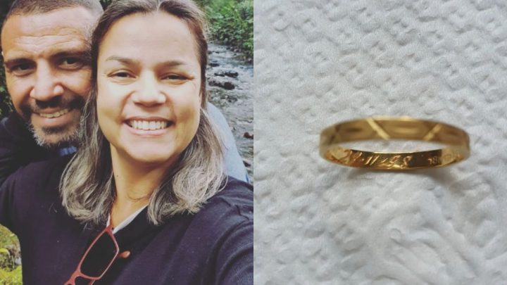 Casal encontra aliança perdida em praia de SC há 25 anos: "procuramos por anos"
