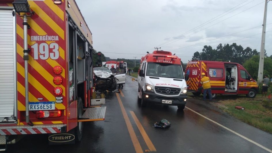 Grave acidente na BR-280 em SC deixa ao menos três mortos