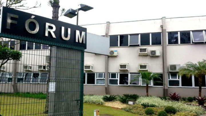 Homem que desligou de propósito a água e luz da vizinha é condenado em R$ 5 mil em SC