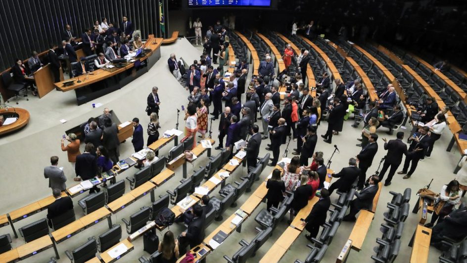 congresso-nacional-coluna-natalino-uggioni