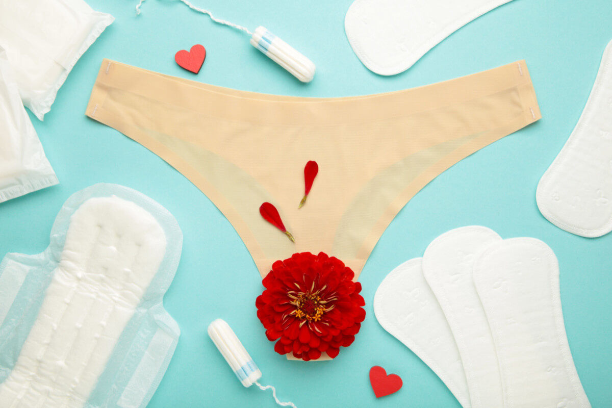 A fadiga menstrual é um problema que costuma atingir as mulheres (Imagem: Mouse family | Shutterstock)