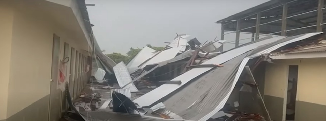 Microexplosão com rajadas de 80km/h causa estragos em São Francisco do Sul