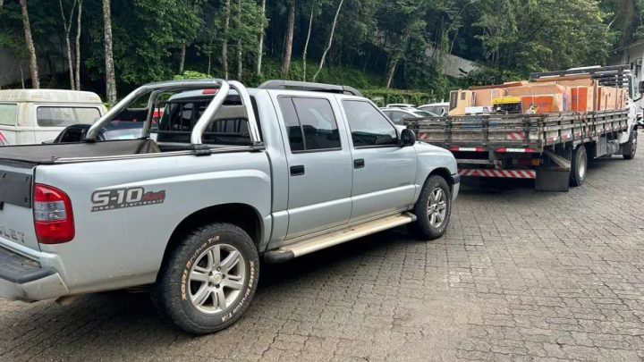 Homem é preso após roubo de R$ 1 milhão em concessionária da BMW, em Joinville