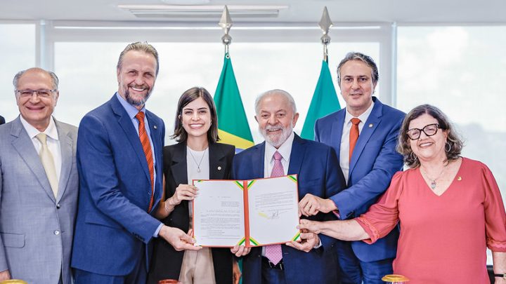 Sanção Bolsa Ensino Médio