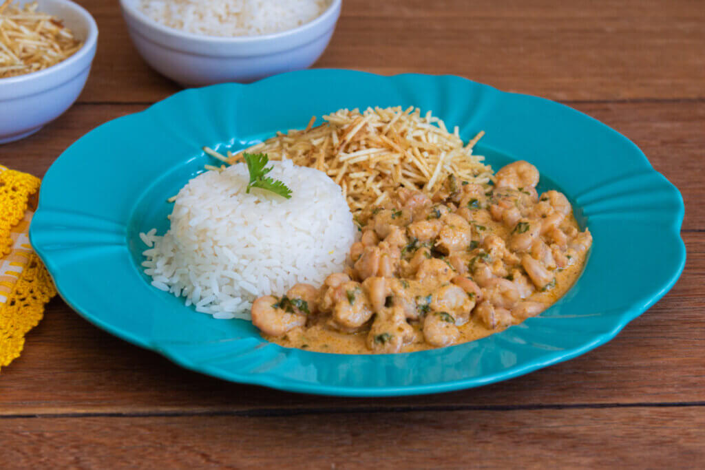 Estrogonofe de camar&atilde;o (Imagem: gustavomellossa | Shutterstock)