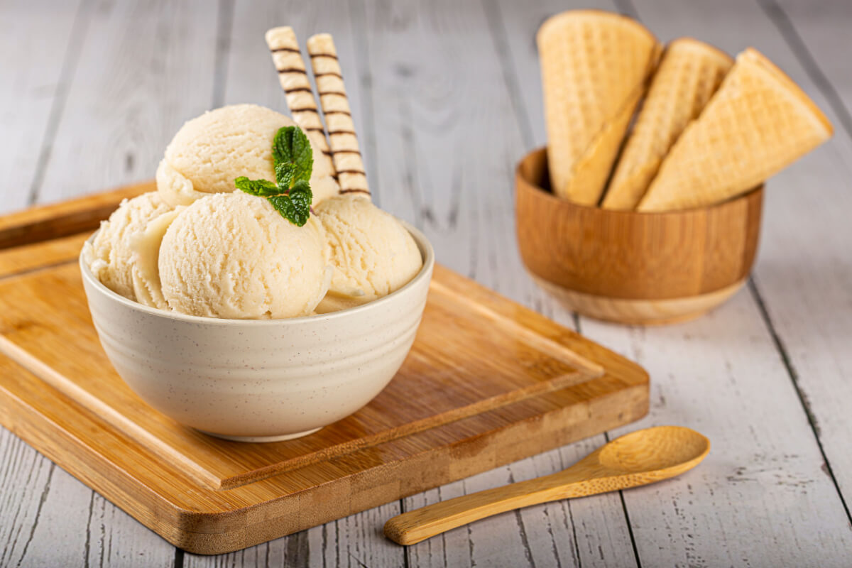 Sorvete de baunilha (Imagem: WS-Studio | Shutterstock)