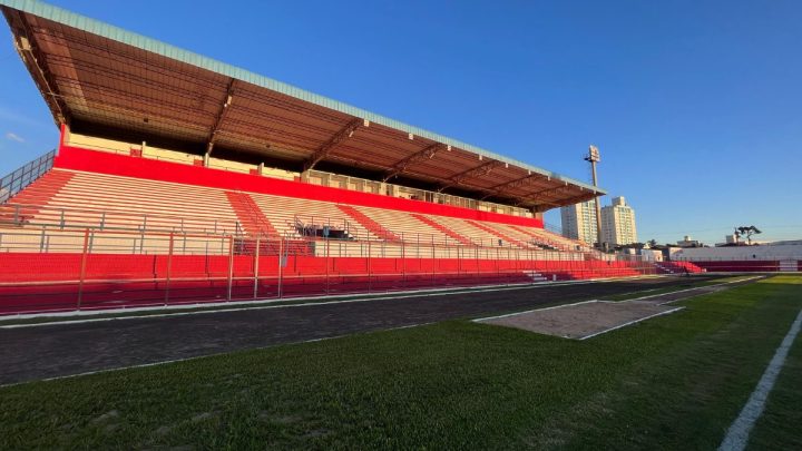 Tio Vida, palco de Inter de Lages x Avaí (Foto: Cristian Delosantos, CBN)