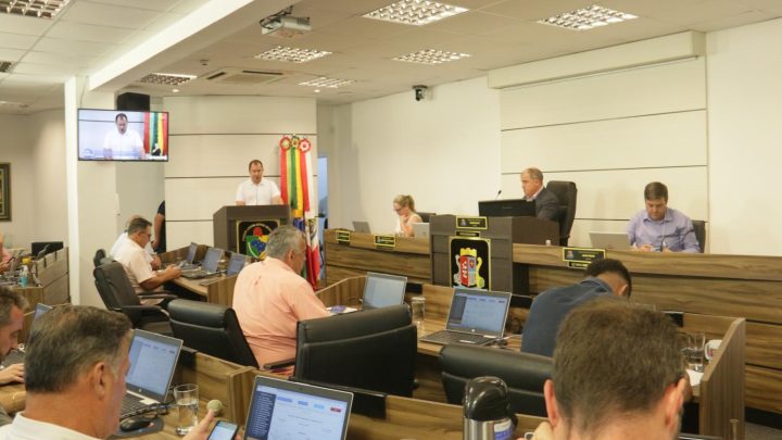 São José aprova projeto de internação involuntária por unanimidade na primeira votação