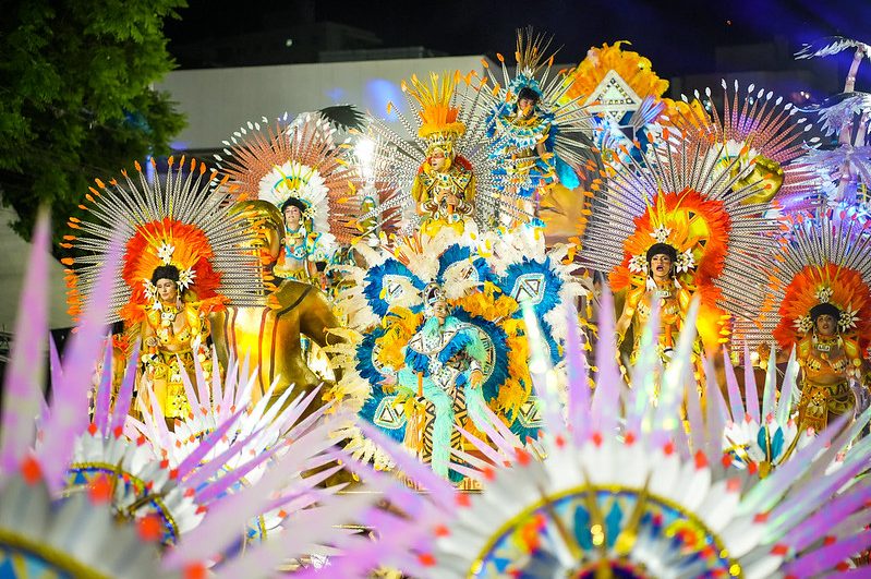 Carnaval de Joaçaba teve desfiles no sábado e na segunda-feira e conhecerá o campeão nesta terça (Foto: Ricardo Wolffenbüttel, Secom)