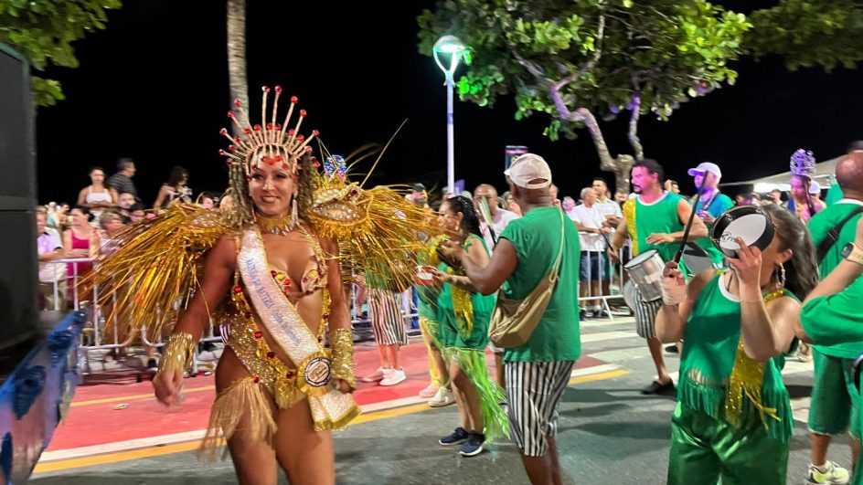 Quem passou pelo Carnaval de Rua de Balneário Camboriú no fim de semana