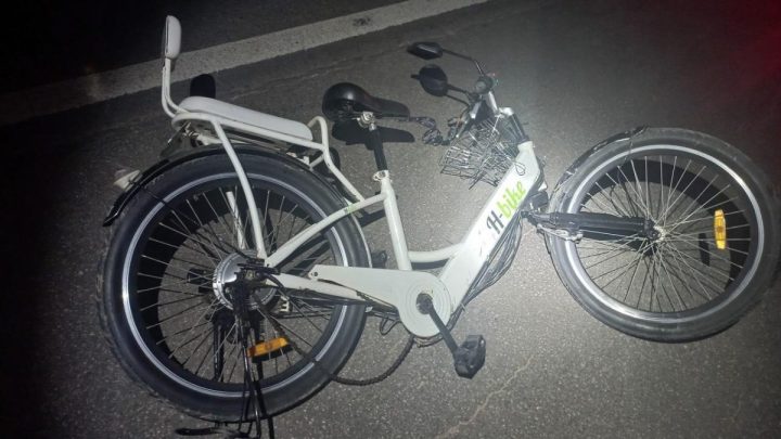 Ciclista morre ao ser atingido por carro em rodovia na Grande Florianópolis