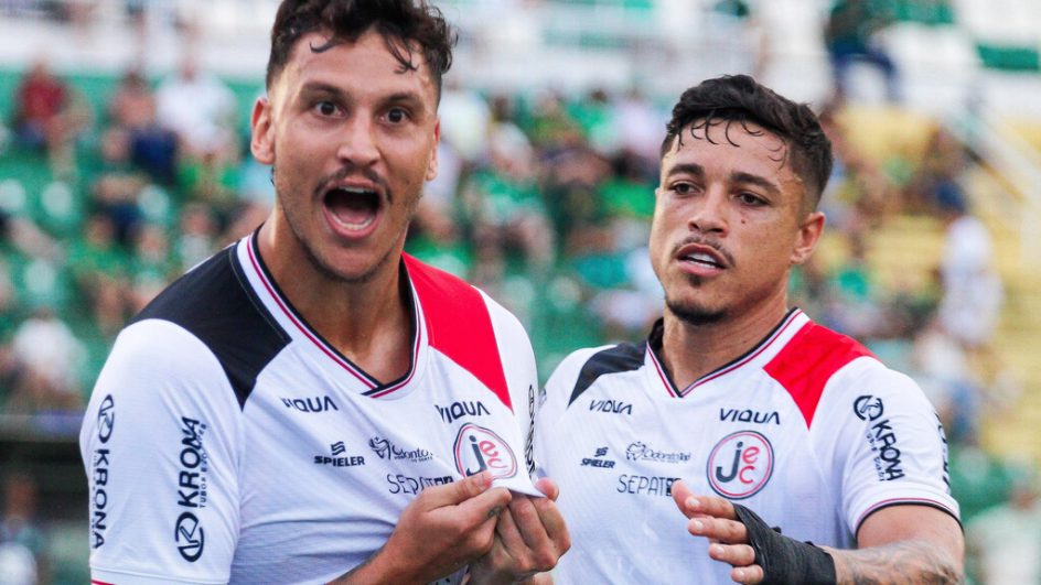 Warley e Lucas de Sá foram destaques do Jec na vitória em Chapecó (Foto: Gustavo Mejía, Jec)