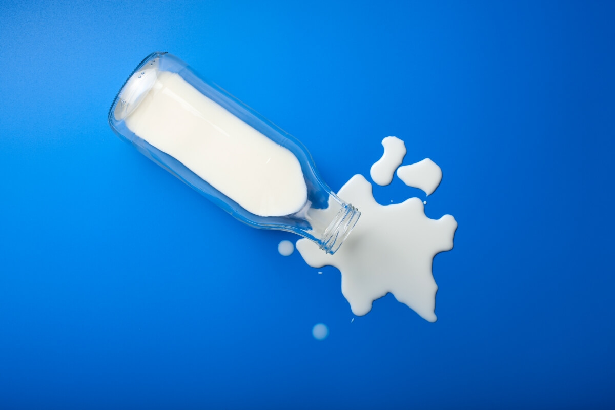 Evitar a lactose potencializa a saúde e evita os sintomas da síndrome em pessoas intolerantes (Imagem: Olga Miltsova | Shutterstock)