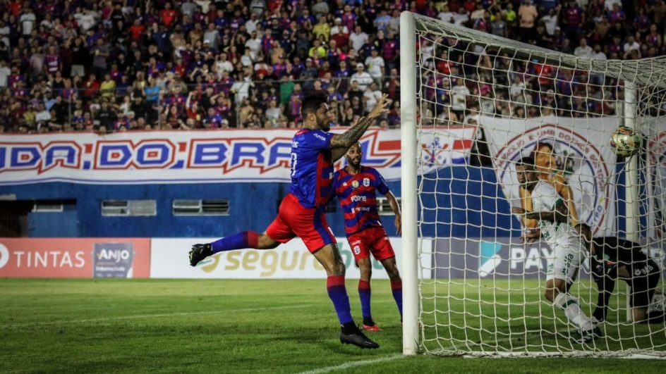 Marcílio Dias x Chapecoense (Foto: Arthur Miranda, Marcílio Dias, Divulgação)
