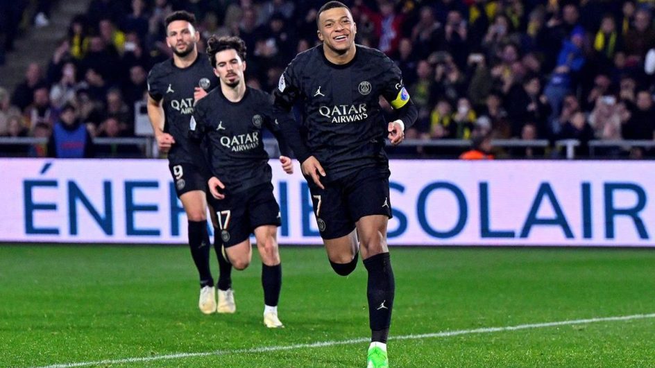 Mbappé comemora gol pelo PSG (Foto: A. Meunier, Tempios, PSG)