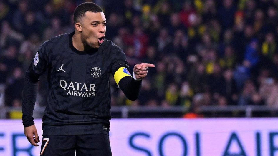Mbappé na vitória do PSG no campeonato francês (Foto: A. Meunier, Tempios, PSG)