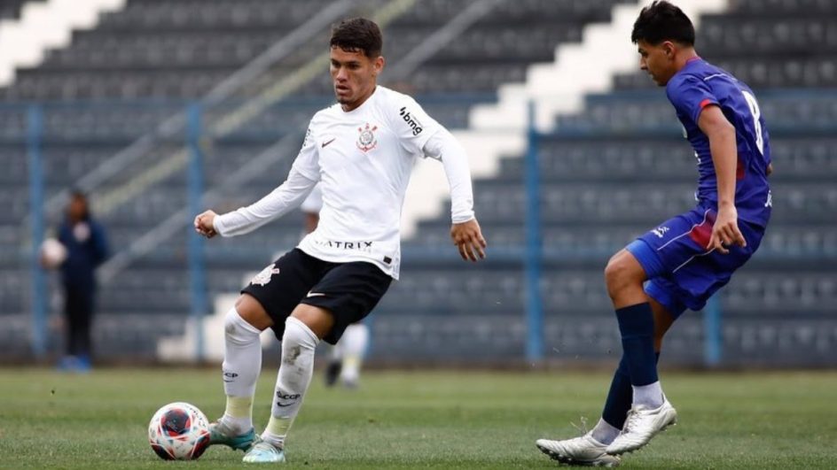 O que se sabe sobre a jovem que morreu após ter relações com jogador do Corinthians (4)