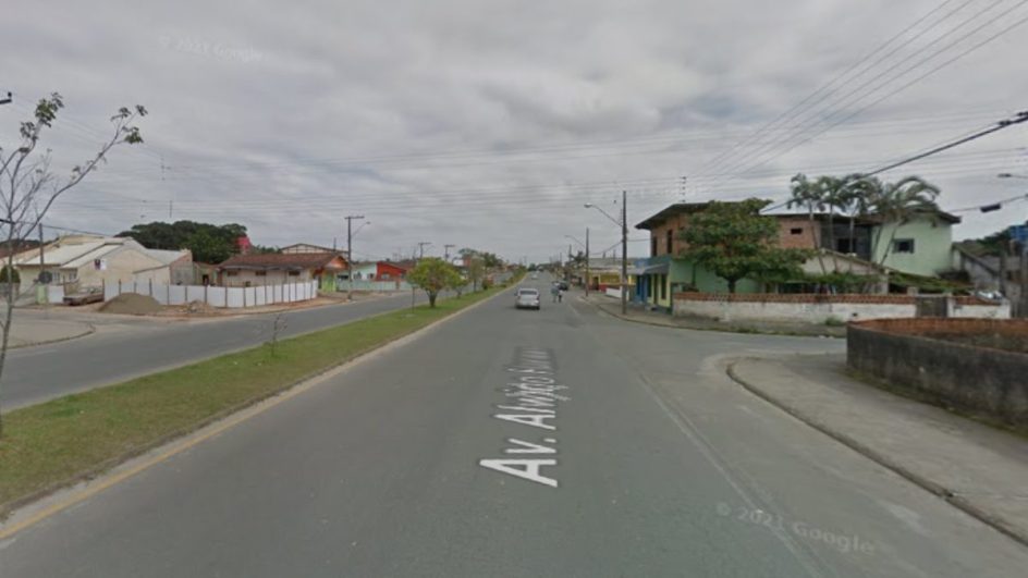 Obras causam interdição no trânsito e risco de interrupção no fornecimento de água em Joinville