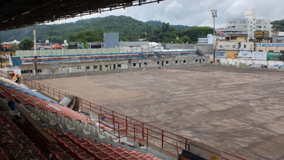 Lateral campo Augusto Bauer (Foto: Augusto Bauer, Divulgação)