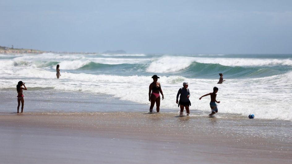 Onda de calor que atinge Argentina chega em SC com temperaturas próximas aos 40 C°