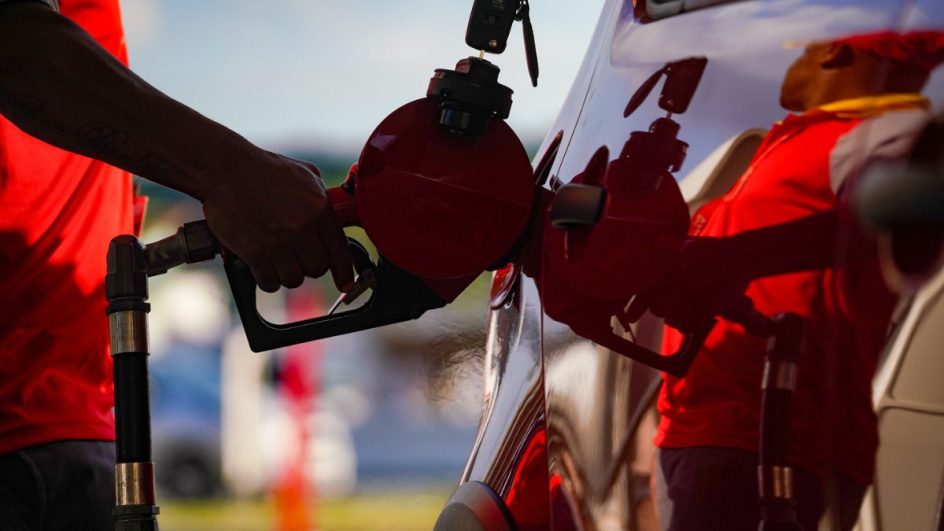 Preço da gasolina sobe 3,47% em Joinville, aponta Procon