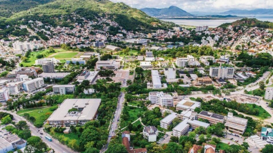 SC destina R$ 111 milhões para laboratórios de ciência e inovação das universidade