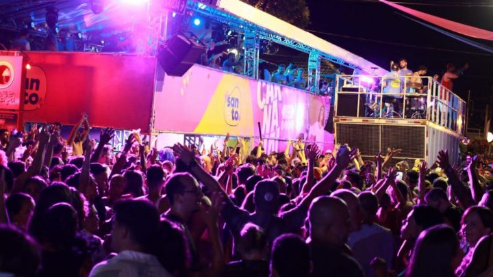 Santo Antônio de Lisboa agita 50 mil pessoas na segunda noite de Carnaval