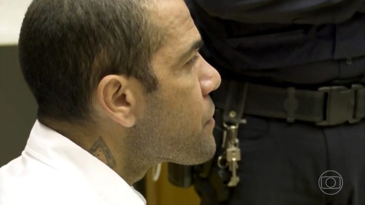Tempo real Acompanhe o 3º dia de julgamento de Daniel Alves