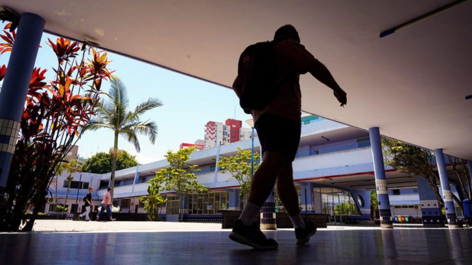 Volta às aulas na rede estadual ocorre nesta quinta-feira, dia 15 (Foto: Ricardo Wolffenbüttel, Secom, arquivo)