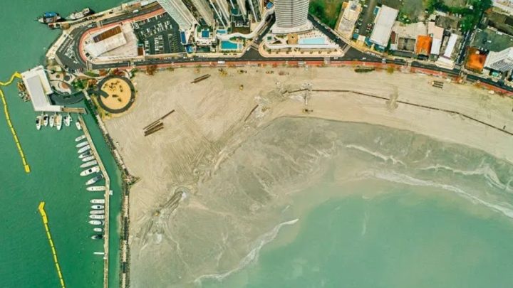 Obra de alargamento na Barra Sul