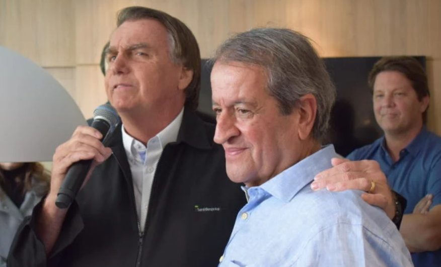 Bolsonaro e Valdemar Costa Neto