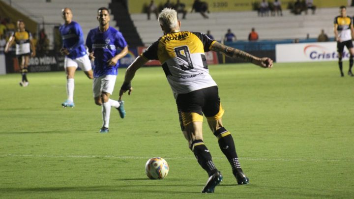 O gol foi de Felipe Vizeu