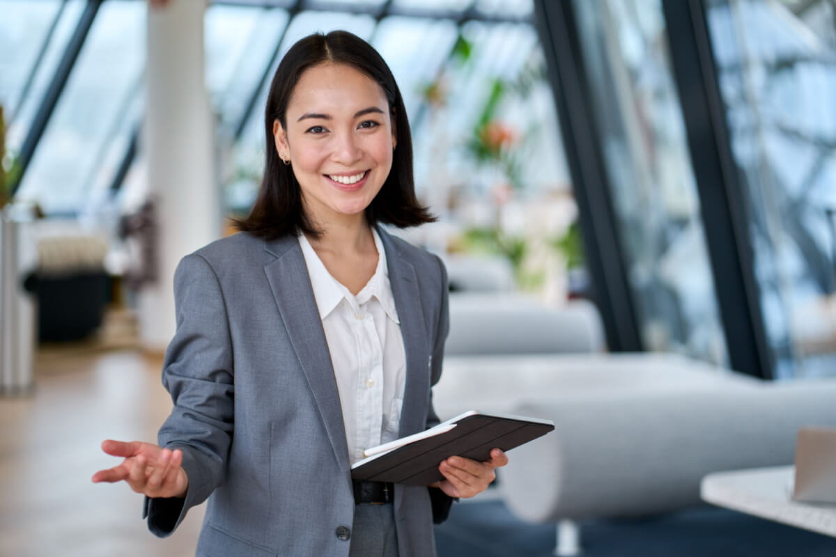 As empresas podem contribuir para a construção de uma sociedade mais justa e igualitária (Imagem: insta_photos | Shutterstock)