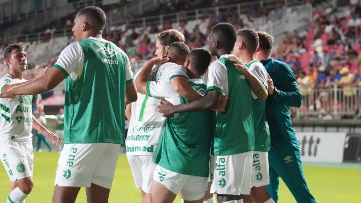 Nação x Chapecoense