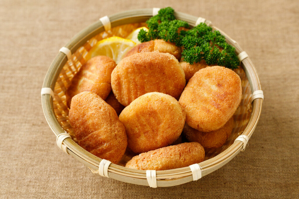 Nuggets de tofu assado (Imagem: Koarakko | Shutterstock)