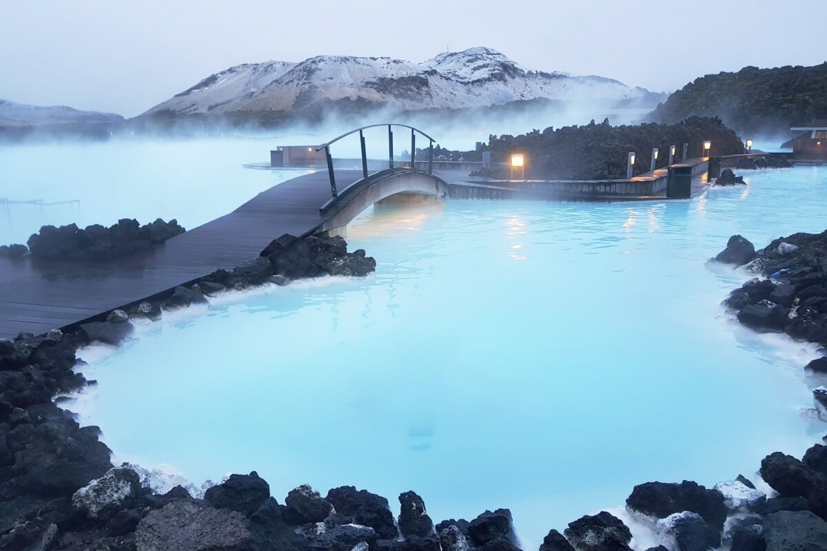 O Blue Lagoon é um paraíso azul geotermal na Islândia (Imagem: Jacksoo999 | Shutterstock)
