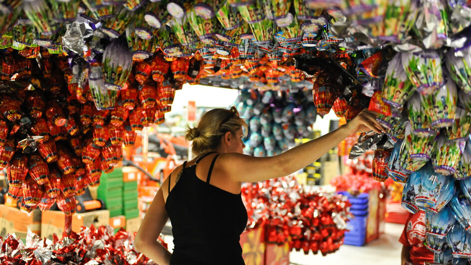 https://www.nsctotal.com.br/colunistas/estela-benetti/nova-regra-de-icms-para-bebidas-quentes-vai-beneficiar-311-mil-empresas-em-sc