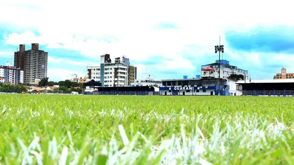 Estádio Renato Silveira, em Palhoça (Foto: Fábio Coradin, SERC Guarani)