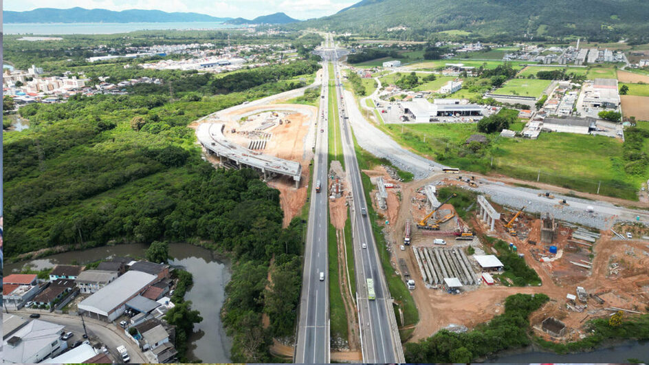 Fotos do Contorno Viário mostram o maior desafio para que a obra seja entregue em julho