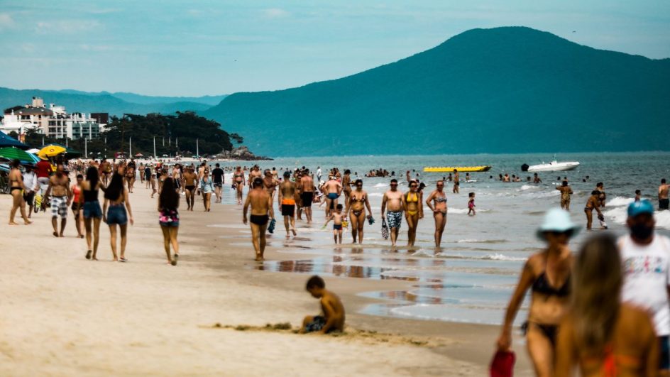 Gaúchos e argentinos foram a maioria dos turistas em Florianópolis neste verão, diz pesquisa